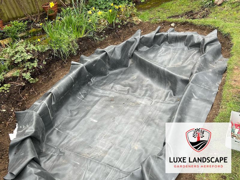 Landscape Gardeners HR1 Hereford